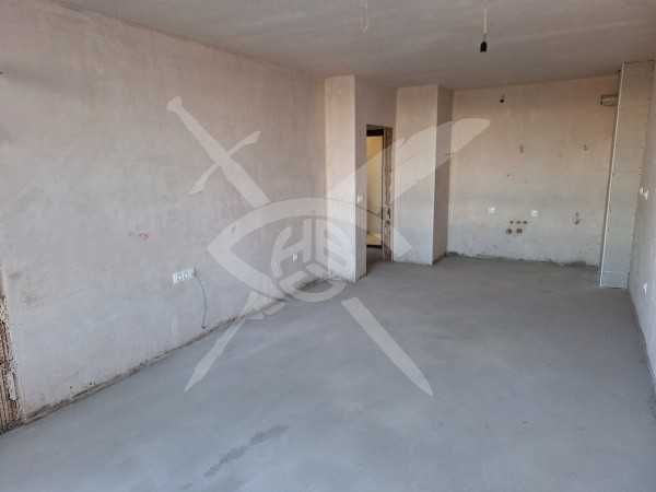 Продава се Двустаен апартамент в София, Хладилника - 69 кв.м за 1035 €/кв.м - Снимка #2