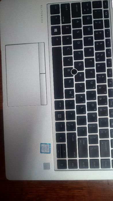 Vând laptop marca HP