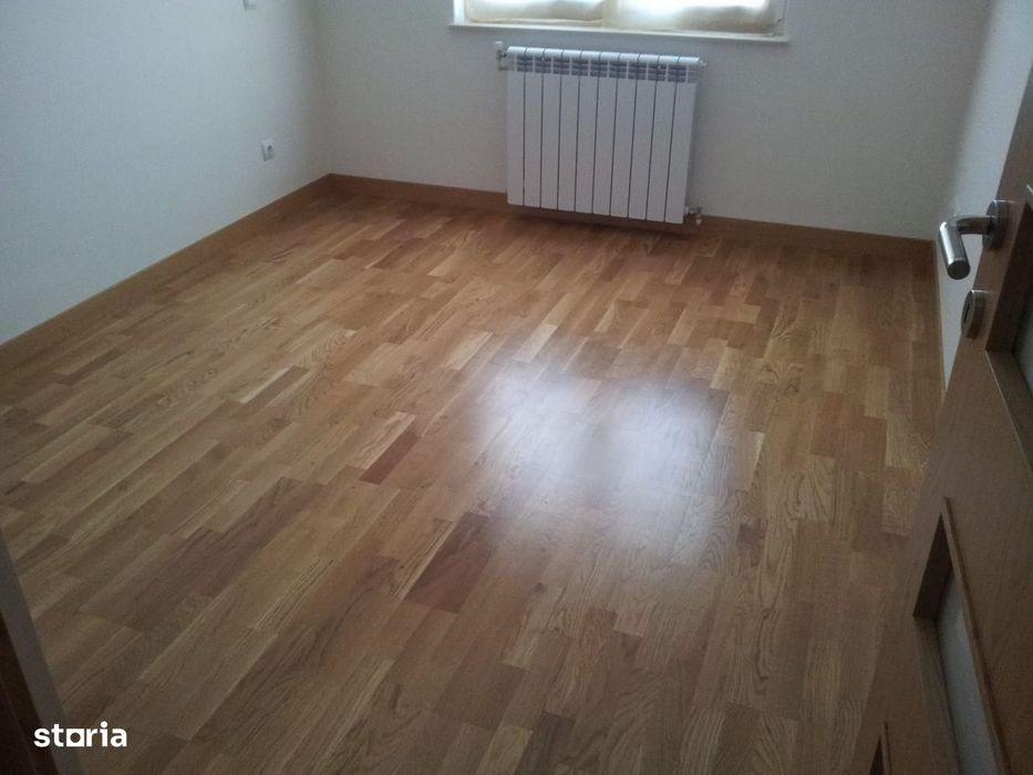 Apartament 3 camere decomandat