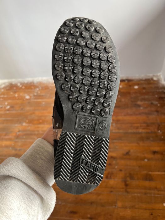 ДАМСКИ МАРАТОНКИ CRUYFF.Обувките са много запазени.
Обувани са 1път.