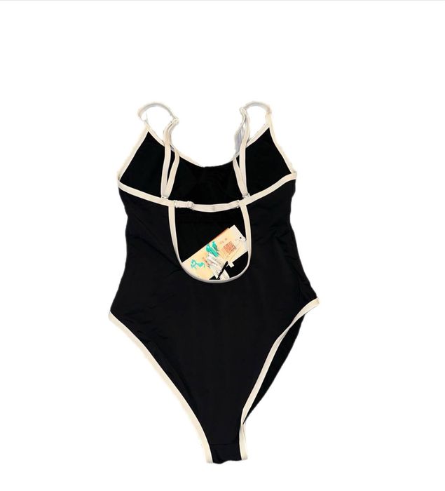 Купальник слитый , черный