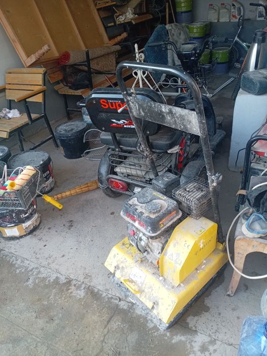 Лонкин вибратор сотилади