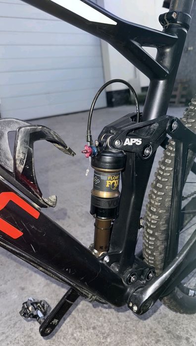 BMC fourStroke 01 карбонов 29 , М размер , 10,60 кг