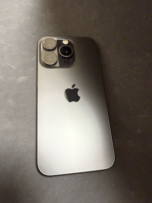 iPhone 15 Pro  128gb / отличен