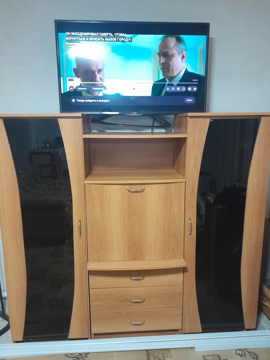 Маленькая ,компактная стенка