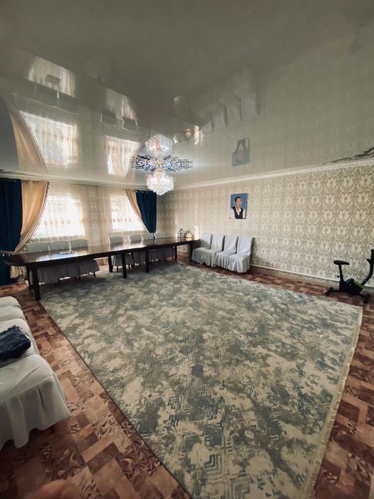 Үй сатылады,4 бөлмелі,доссор