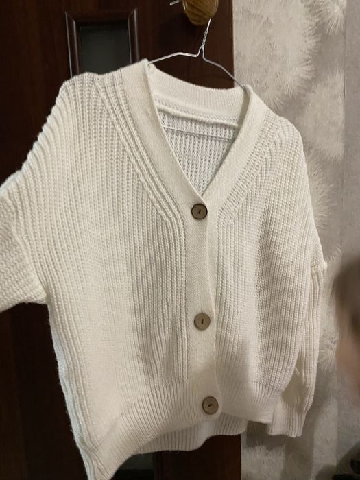 Кардиган теплый белый укороченный