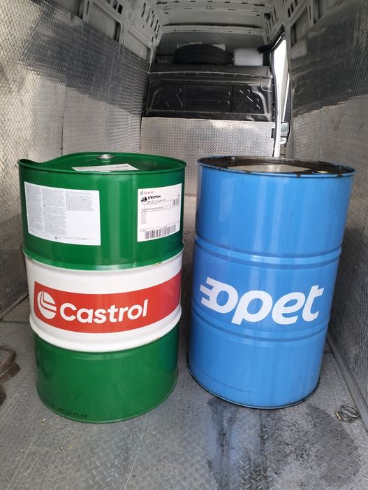 Butoi tablă 200litri cu 2 bușoane ermetic