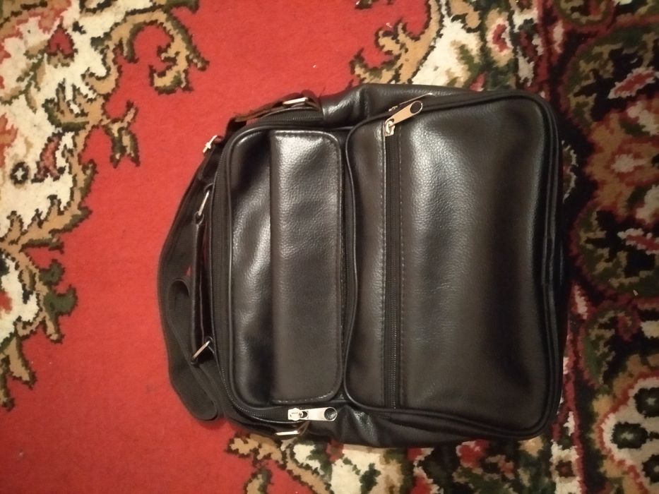 Sumka sotiladi srochna       .