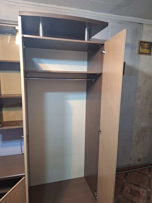 Срочно продам стенку