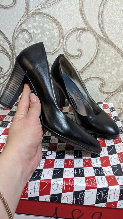 Продам обувь б.у