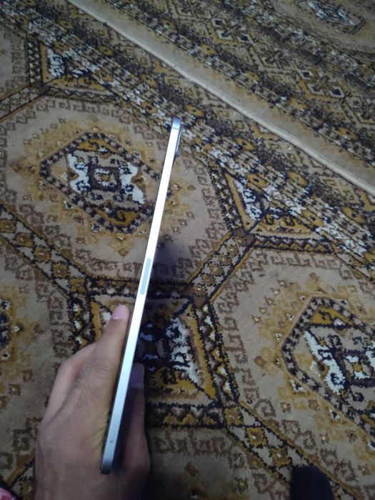 iPad Pro M2 4- го поколения 11.9 дюймовый