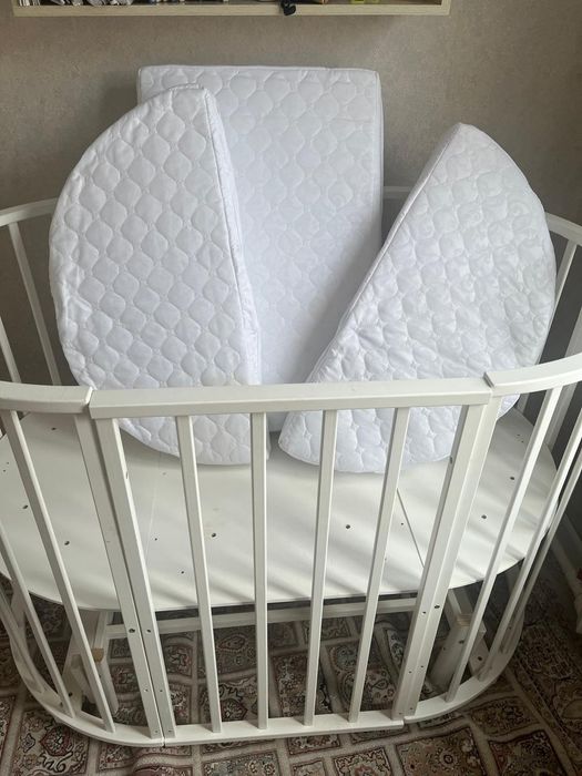 Манеж детскии,,,