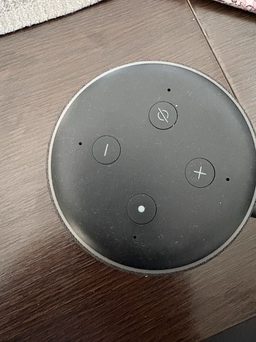 Boxa Amazon Echo Dot gen3