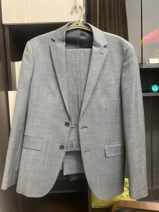 Классические костюмы