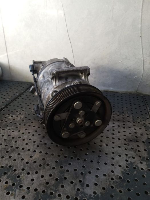 Compresor clima ac 1.5 dci renault kangoo 2 926003123r