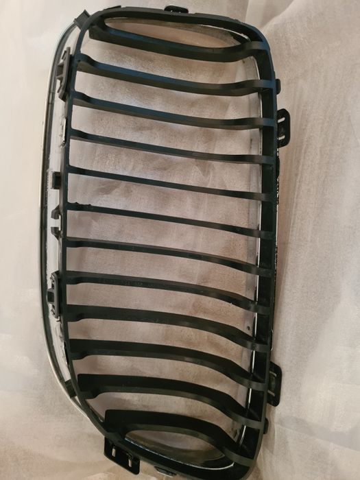 Grile față BMW e90