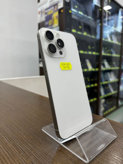iPhone 15 Pro Max / 256Gb / 94% / Garantie 12 luni