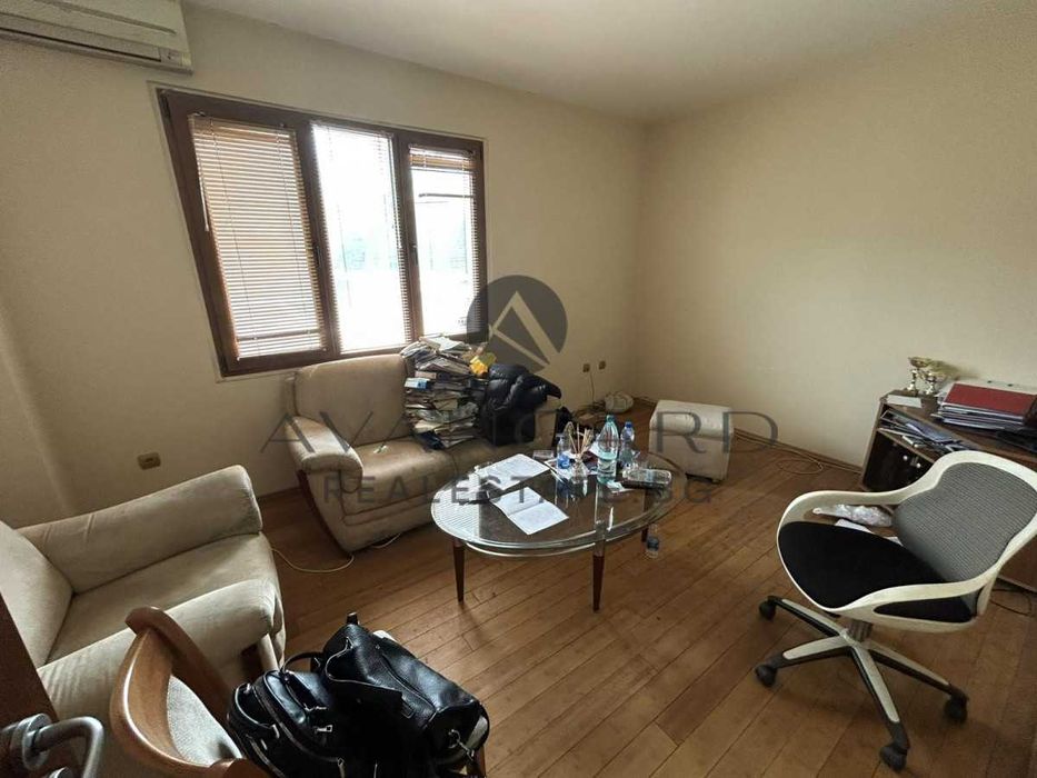 Продава се Тристаен апартамент в Пловдив, Кършияка - 80 кв.м за 1658 €/кв.м - Снимка #3