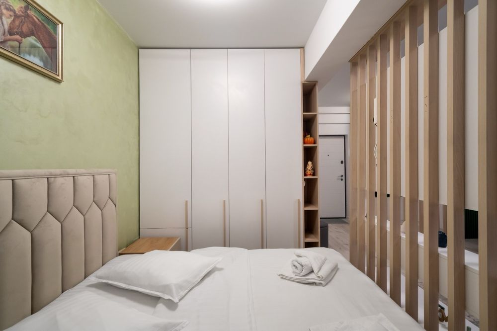 Garsoniera Central address residence