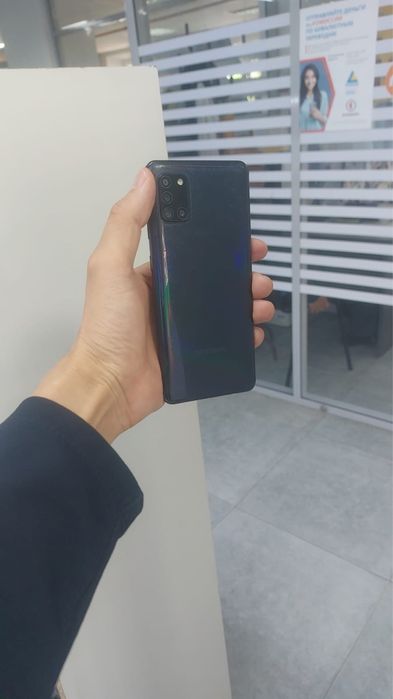 Самсунг А31///////