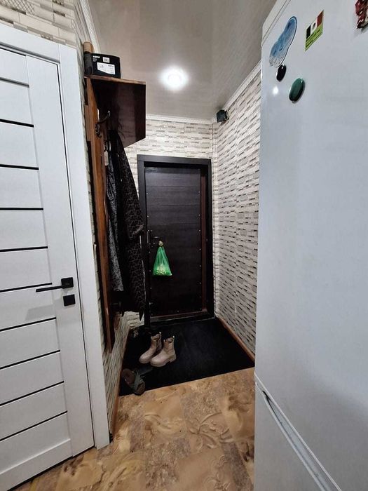 Продам 2 ком квартира РН Азии