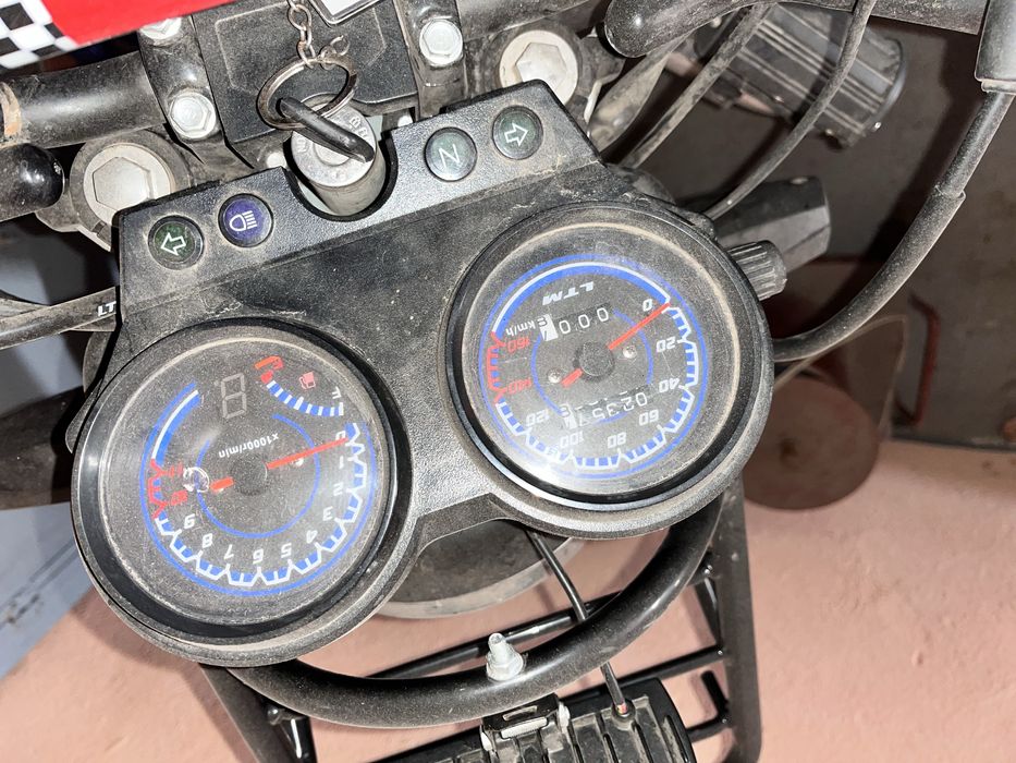 М9 Почти новый срочная продажа