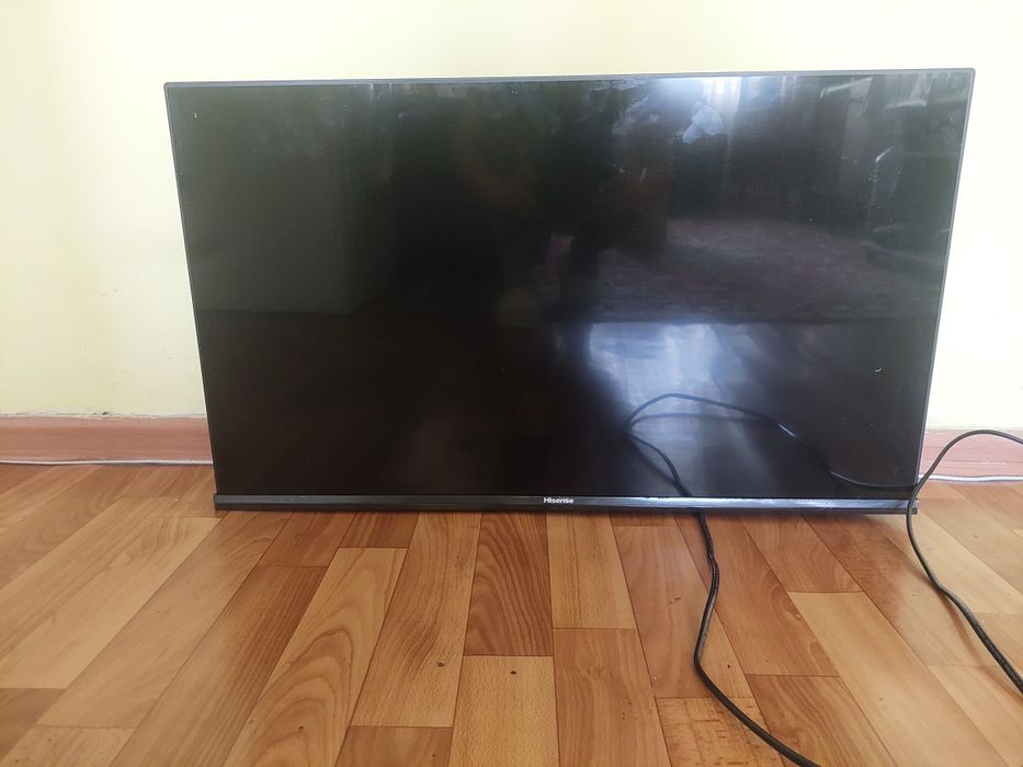 Продам телевизор  Hisense