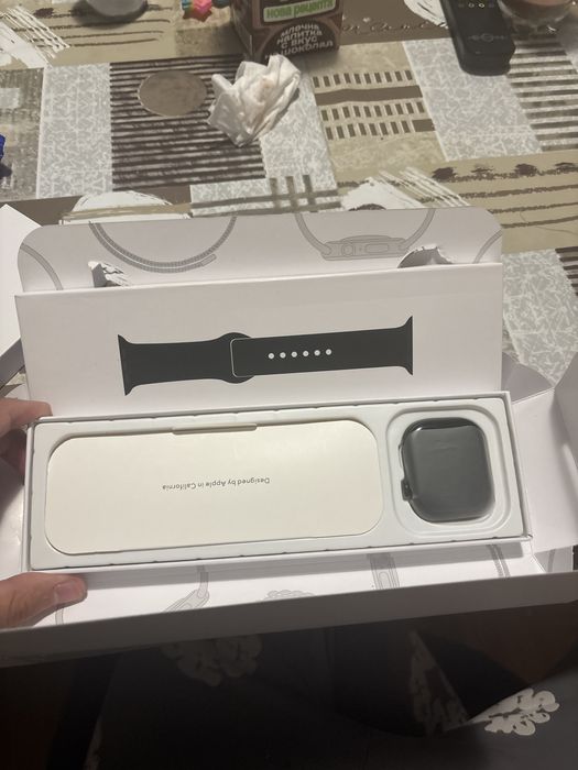 Продавам смарт часовник