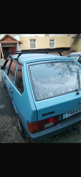 Автомобиль марки ВАЗ 2109