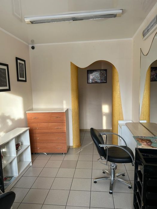 Аренда парикмахерского кресла.