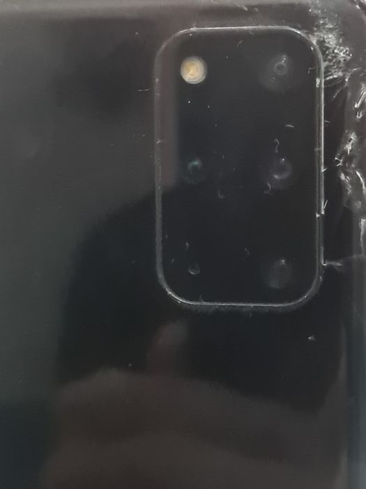 Samsung s20+ 8/10