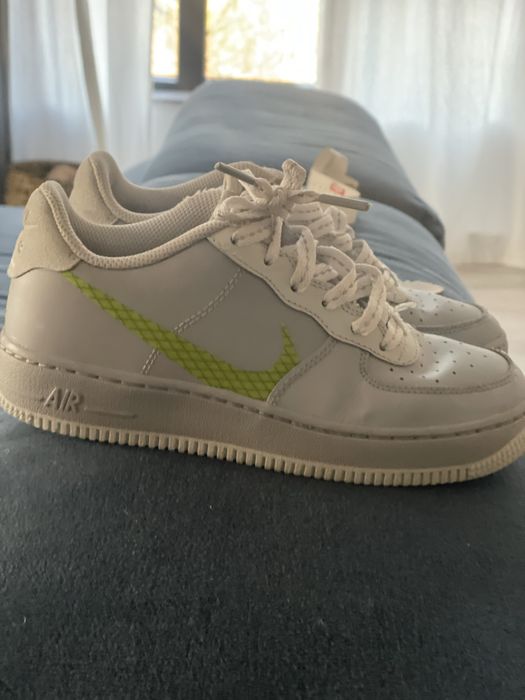 Nike EU 35.5 (22.8cm) отлично състояние