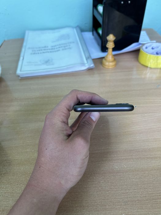 iPhone 11 64g Срочно!