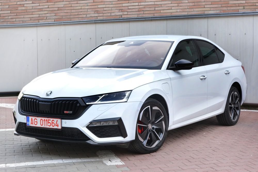 Skoda Octavia VRS Plug-In Hibrid  245 Cp