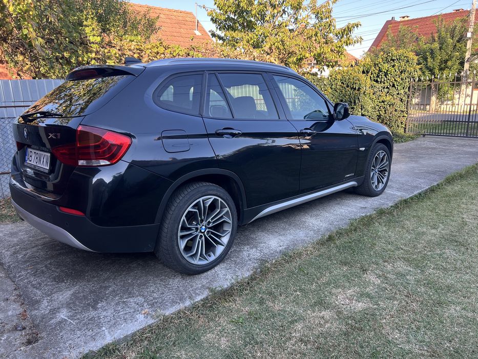 BMW X1 2011 — imagine 4