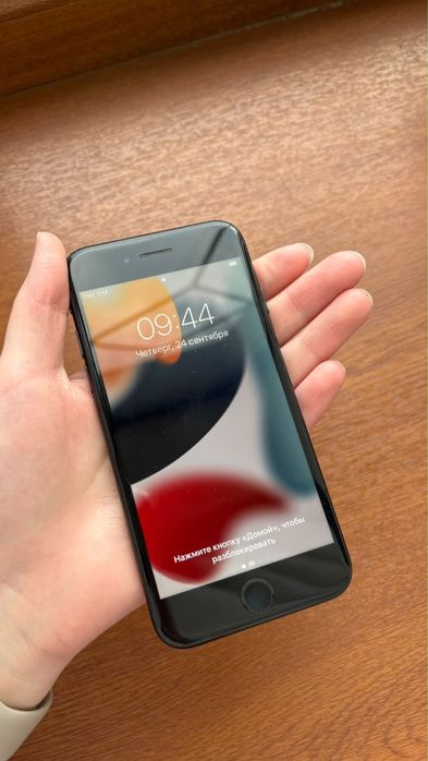 Продаю Айфон 7 32гб Iphone 7
