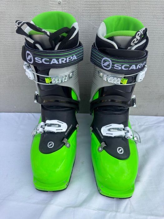 Clapari ski schi tura skimo Scarpa Thrill Carve marime EUR:42 Mondo:27.0 Flex:100 last:101
