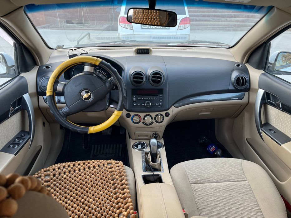 Nexia 3 Avtomat Bejviy salon metan yangi