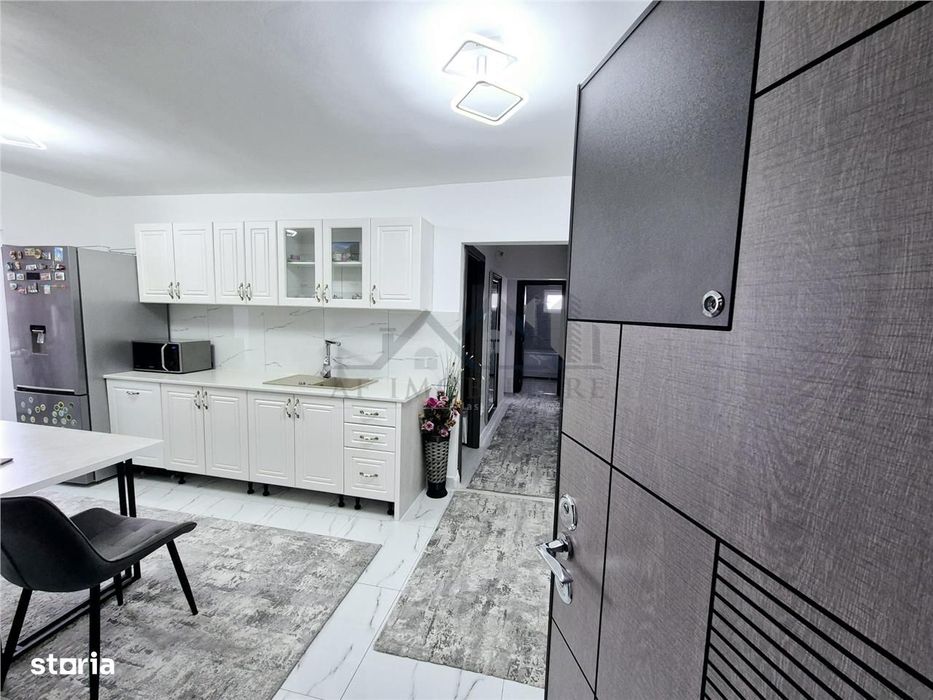 Apartament cu 3 camere de vanzare