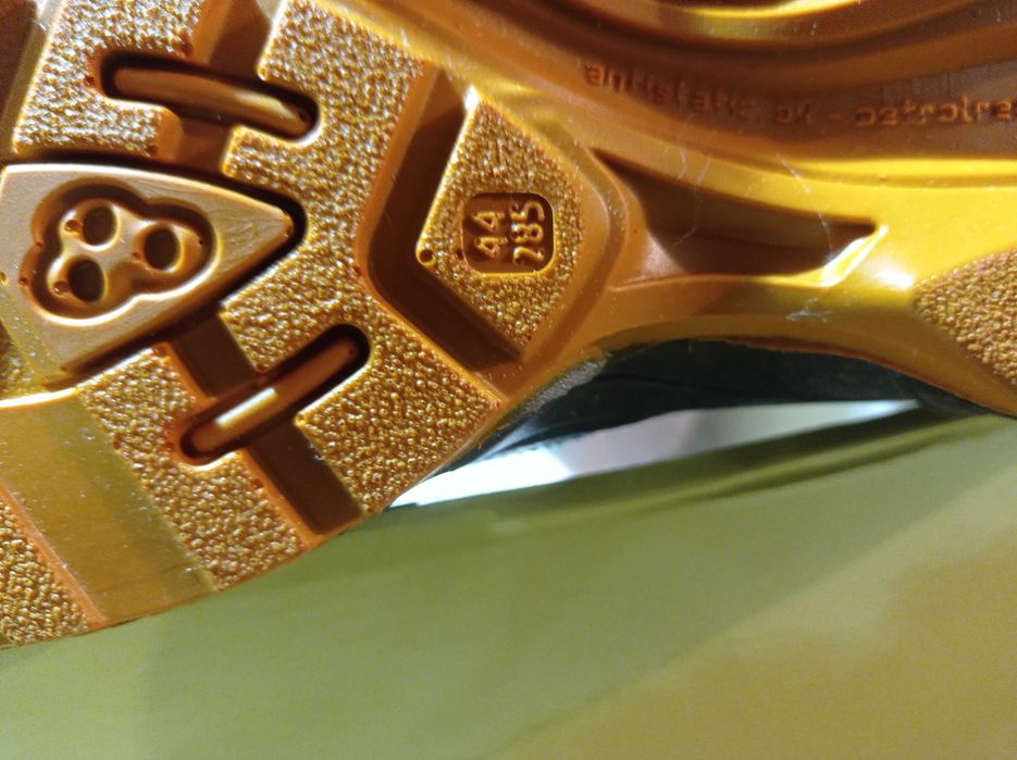 продам сапоги 44 размер