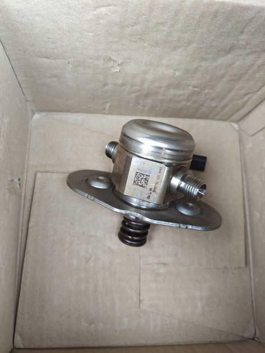 Горивна помпа за високо налягане B58 bmw