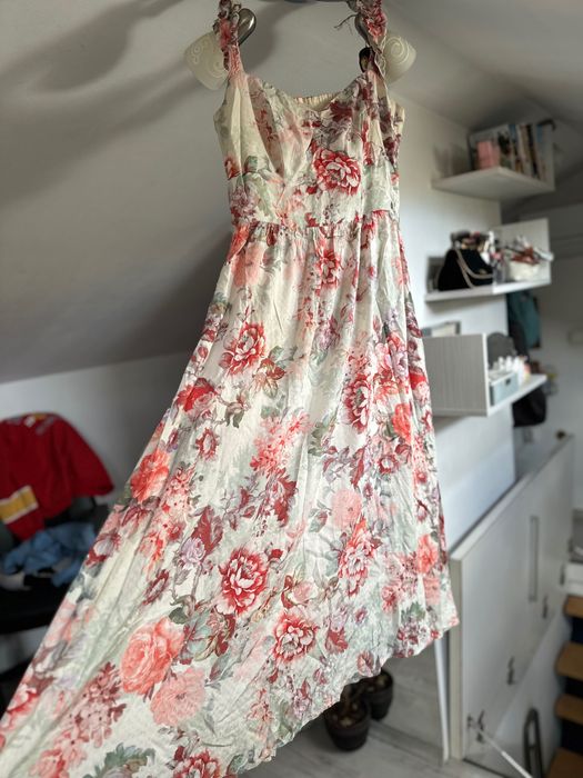 Guess официална рокля