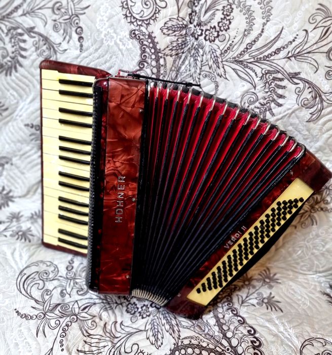 Acordeon  Hohner Verdi 2 Sita 80 Basi