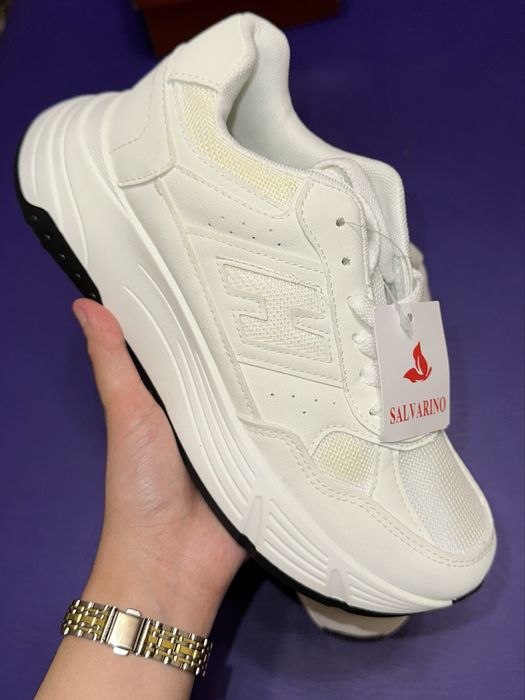 Женская крассовка