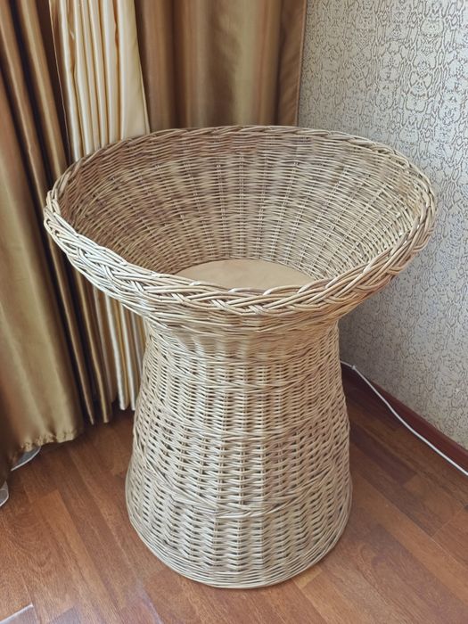 Вазон плетёный ручной работы