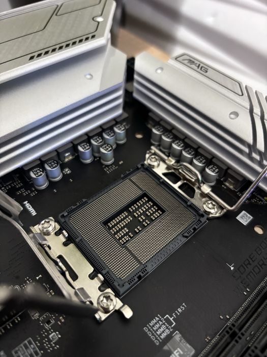 Дънна платка MSI MAG B660M MORTAR WIFI DDR5 / LGA 1700