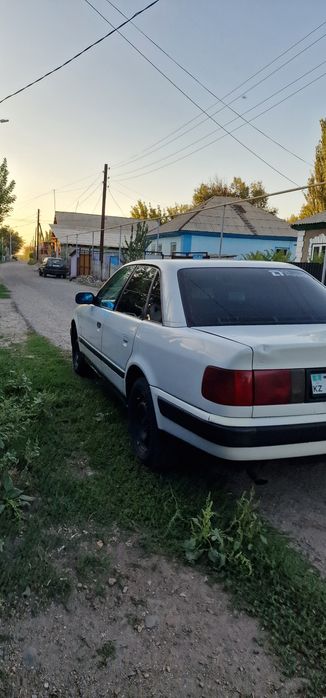 Авто Audi 100, 1991 года