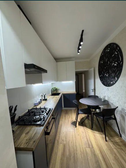 Квартира на Ц6-Пожарка 3/6/9 общ пл 72м Евро с обстановкой