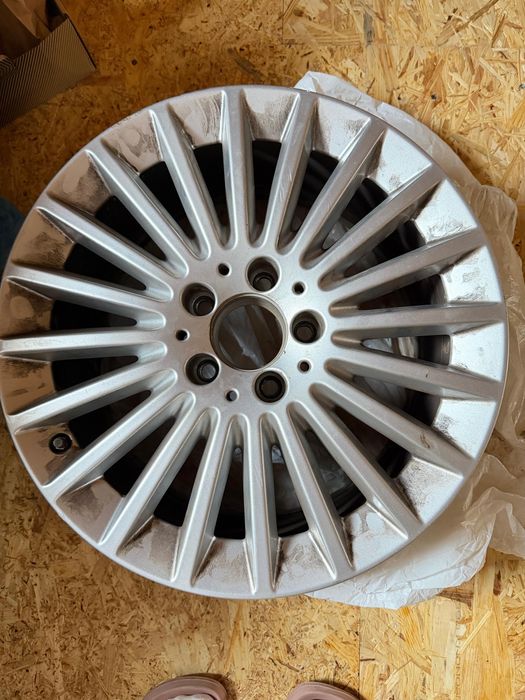 Jante 17 OEM de C-Class W205 (2014–2021)